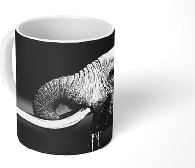 Mok - Koffiemok - Olifant - Water - Dieren - Zwart - Wit - Mokken - 350 ML - Beker - Koffiemokken - Theemok