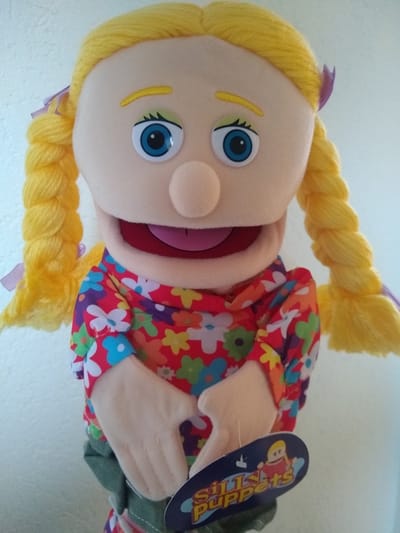 Sillypuppets - Handpop Cindy 35 cm - Handpoppen - Poppenkastpoppen - Poppentheater