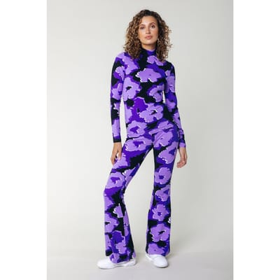 Colourful Rebel Graphic Flower Peached Extra Flare Pants Light Lilac Size: XS | Wide-Leg & Flared Pants Outlet | Dames | Oranje