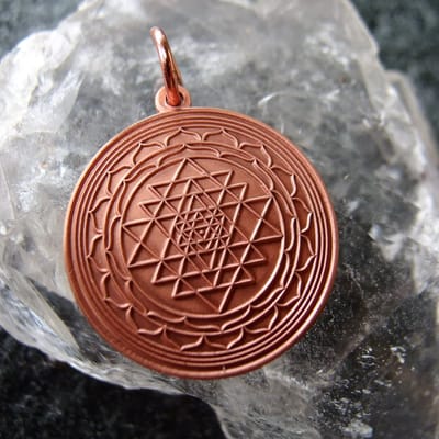 Koperen Shri Yantra hanger - Geactiveerde Shree Yantra