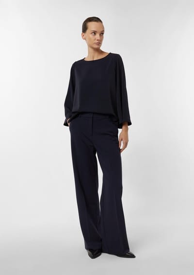 Stoffen broek met achterzak