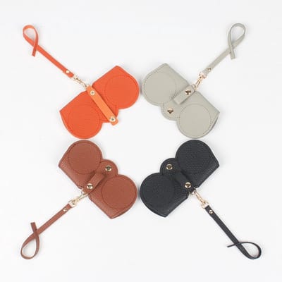 YYCHAN Brillenkoker Dames - brillenetui PU Leren - brillenhoes -Ophangbaar met Sleutelhanger – Universele Zonnebrillenzakje voor Dames & Heren – Ruimtebesparend & Krasbestendig – 4 Stuck