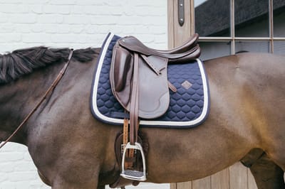 Kentucky Horsewear - Zadeldoek - met gevlochten koord - Zadeldekje - Dressuur - marine
