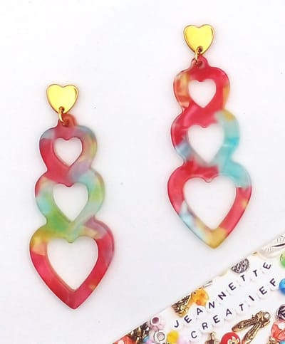 Jeannette-Creatief® - Resin - Hearts Colormix Gold - Oorbellen met Hartjes - Hartjes - Dames Oorbellen - Oorbellen Dames - Resin Oorbellen - Gekleurde Oorbellen - Valentijn - Moederdag