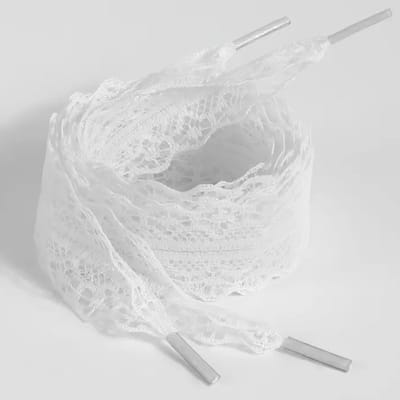 kanten schoenveters - wit - schoenveters - 2 stuks - 120 cm lang - lace-patterned shoelaces - cadeau meiden