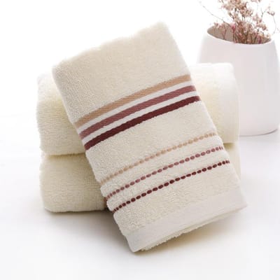 Puur katoenen handdoek voor volwassenen Huishouden Heet kompres Gezichtswassen Alle katoenen verdikte waterabsorberende afgesneden gezichtshanddoek 35*75cm beige