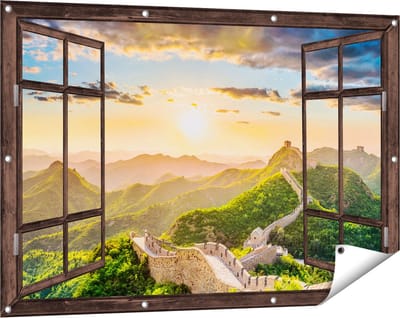 Gards Tuinposter Doorkijk De Chinese Muur door de Bergen met Zon - 120x80 cm - Tuindoek - Tuindecoratie - Wanddecoratie buiten - Tuinschilderij