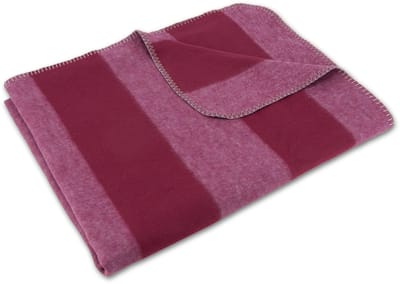 Sleepling 150 x 200 cm plaid | knuffel deken | sofa- of woondeken | van katoenmix | wasbaar op 30 graden | Made in Germany | bordeaux gestreept