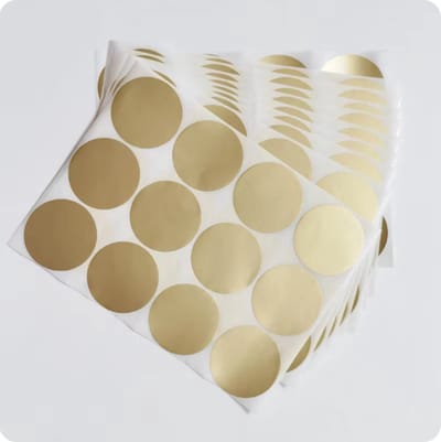 Scoby - Muurstickers -Decoratie - 50-delige Set - Stippen - Dots - Goudkleurig - Zelfklevend voor Kinderkamers