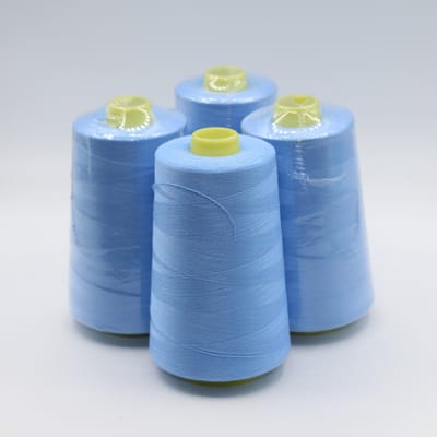 Polyester Overlockgaren – 4 Cones × 4500 m – Totaal 18.000 m – Blauw 281
