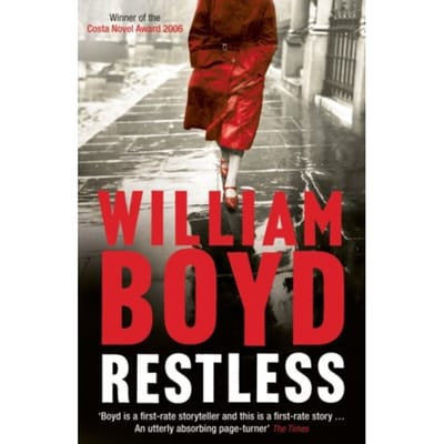 Rusteloos door William Boyd Paperback Boek 9780747586203