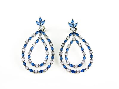 Zilveren oorringen Model Blue Drop zilveren oorringen oorbellen gezet met blauwe stenen en cubic zirconia