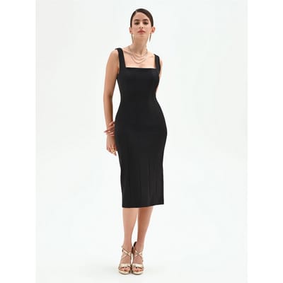 zwart vrouw buis jurk
