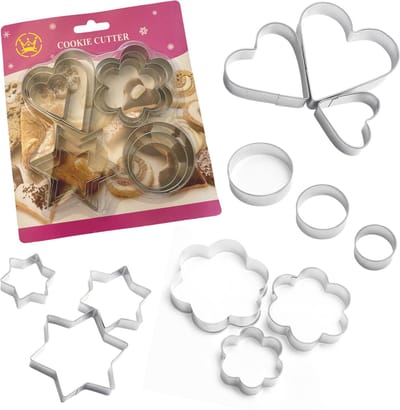 Uitsteekvormen Set 12 Stuks - Koekvormen - Bakvorm - Koekjes Vormpjes - Uitsteekvormpjes - Bakvormpjes - Koek figuren - Uitstekers Set - Kerst - Koek Figuurtjes - Ster Maan Hartje Bloem - Cookie Cutter