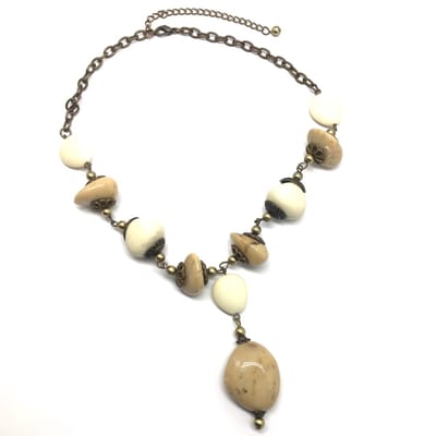 Behave - Ketting met Hanger en Kralen - Wit, Crème en Beige - Trendy Accessoire