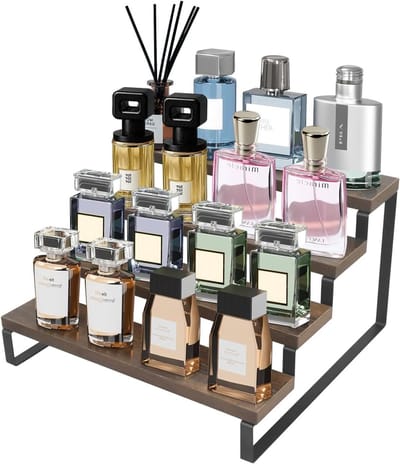 Houten 4-laags Display Riser voor Producten, Perfecte Organizer voor Parfum, Specerijen en Huidverzorging, Ideaal voor Desserts en Decoratie