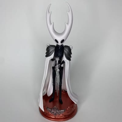 Meilleur transfrontalier - conception de personnage principal féminin guêpe Hollow Knight trou de dragon prince pâle figurine ornement de bureau gray
