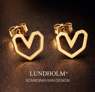 Lundholm Oorknopjes Dames Geometrisch Goudkleurig Hart knopjes - Premium Stainless Steel Jewellery PVD Gold Plated - Kleine Hartjes Oorbellen Goud Verguld (0.8 x 0.8 cm) - My Liza Serie - Tweede Gaatje Minimalistische Studs plat - Vrouwen Cadeautjes