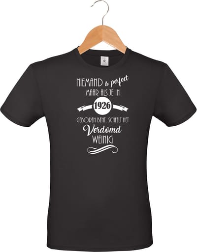 mijncadeautje - unisex T-shirt - zwart - Niemand is perfect - geboortejaar 1946 - maat L