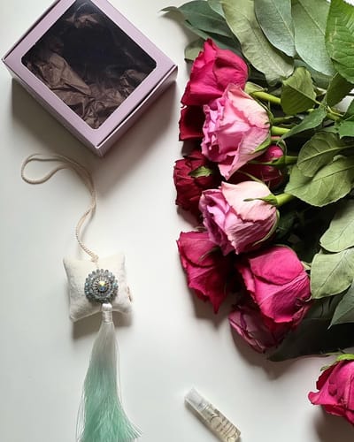 Hanging scented handmade room closet decoration car parfum