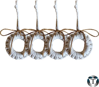 Kerstkransjes | Kersthangers | Set van 4 stuks | Kerstboom | Kerst 2025 | Kerstversiering | Macramé | Handgemaakt | Decoratie | Kerstpakket| Wanddecoratie | Hangers | Tassels | Kerstmis | Kerstdecoratie | TheOldOmen |