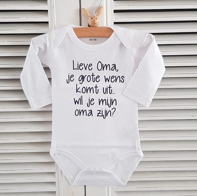 Baby Rompertje met tekst bekendmaking zwangerschap aankondiging - announcement lieve oma je grote wens komt uit wil jij mijn oma zijn ? | lange mouw | wit zwart | maat 50-56|  Cadeau voor de liefste aanstaande oma