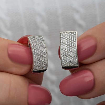 925 Sterling Zilveren J-Vorm Oorbellen – 7 Rijen Witte Zirkonia – Handgemaakt – Dames Sieraad
