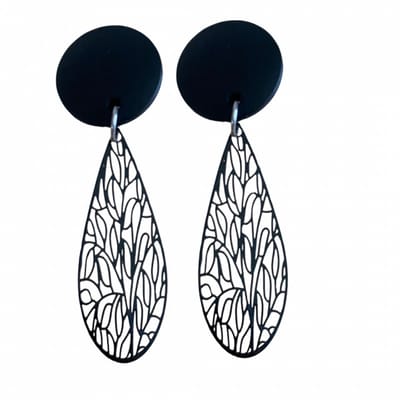 Clip oorbellen- Scarlet- zwart- hout- zilverkleur -filigraan-geen gaatje- Charme Bijoux