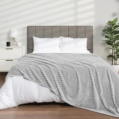Luxe Fleece Beddeken King | Super Zacht en Warm | Microfiber Deken voor Sofa en Bank (Lichtgrijs, 90 x 108 inch)