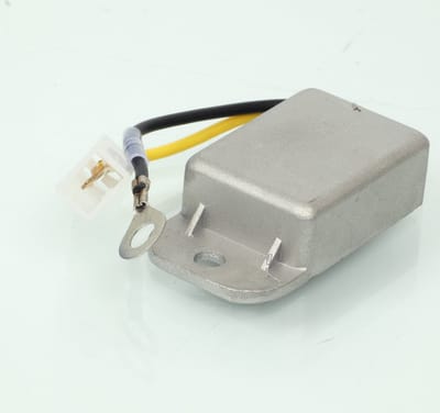 Régulateur redresseur de tension P2R pour Mobylette Piaggio 50 Ciao 1989 à 1992 Neuf