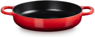 Le Creuset Signature Hapjespan met 2 grepen 28 cm - Kersenrood