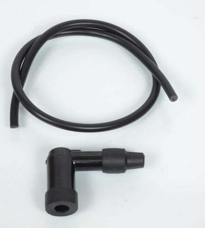 Kit antiparasite + fil de bougie noir Ø6mm L50cm 90° sans olive pour moto mobylette