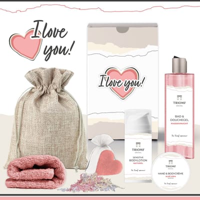 Geschenkset “I Love You!” - 6 producten - 530 gram - Triomf Cosmetica | Giftset voor haar Cadeau Valentijnsdag Luxe wellness cadeaubox Vrouw Ik hou van jou Cadeaupakket Kerst Geschenk Pakket Verjaardag Gift Set Valentijn Vriendin Roze