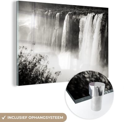 ® Glasschilderij 180x120 cm - Schilderij acrylglas - Zwart-wit weergave van het bovenaanzicht van de wilde watervallen in het Nationaal park Iguazú - Foto op glas - Muurdecoratie woonkamer - Wanddecoratie slaapkamer - Schilderijen