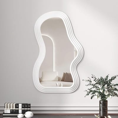 SnelShoppen - Decoratieve Wandspiegel met Onregelmatig Frame - Witte Vanity Spiegel voor Badkamer, Woonkamer, Slaapkamer - 26 x 40.5 cm