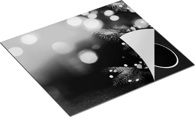 Chefcare Inductie Beschermer Versierde Kerstboom met Lichtjes - Zwart Wit - 60x50 cm - Afdekplaat Inductie - Kookplaat Beschermer - Inductie Mat