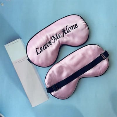 Geborduurd Zijden Slaapmasker Zijden Oogmasker Zachte Verduisterende Blinddoek Met Verstelbare Band Slaap Oogbedekking Masker Voor Reizen roze