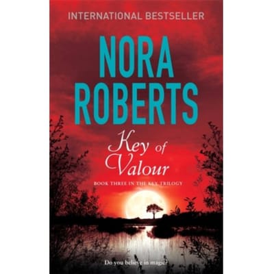 Sleutel tot moed door Nora Roberts Paperback Boek 9780349411651