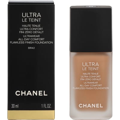 Chanel Langhoudend Uiterst Comfortabel Perfecte Finish Chanel - Ultra Le Teint Fond De Teint Fluide Langhoudend - Uiterst Comfortabel - Perfecte Finish BR42