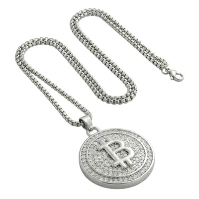 Zilverkleurige ketting met bitcoin hanger – ketting voor heren – ronde hanger met strassstenen – modern crypto-design