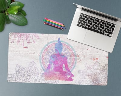 Coloray Bureau Onderlegger - Boeddha vergezeld door een mandala Bureau Pad - 90 cm x 45 cm - Veelkleurig Bureau Onderlegger - Bureau Mat - Bureaumat - Onderlegger Bureau - Bureau Onderlegger Groot