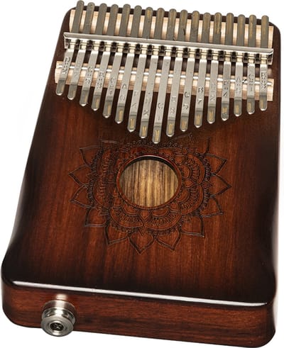 Stagg KALI-PRO17E-MA elektrisch versterkbare professionele kalimba - duimpiano 17 toetsen in Mahonie + tas, hamer & accessoires