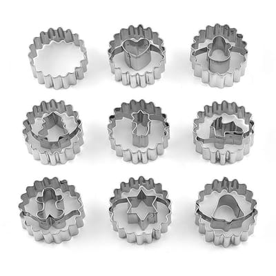 Ynkkvre - Plätzchen Ausstecher Mini - Kleine Keksausstecher - Ausstechformen - Mini Linzer Ausstecher - 9-Delige Kerst Set - Roestvrij Staal Voedselveilig - Anti-Aanbak & Eenvoudig Schoon - Veelzijdig Creatief Gebruik