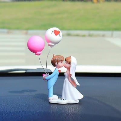 Cartoon Koppels Auto Ornament Model Bruidspaar Figuur Auto Middenconsole Ballon Decoratie Auto Interieur Dashboard Cadeaus