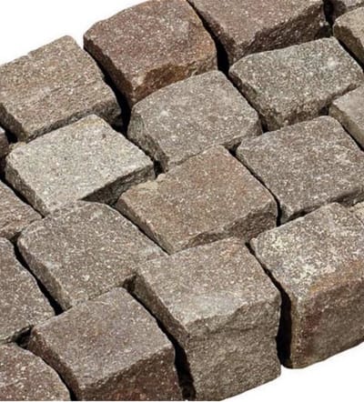 Kinderkoppen Kasseien Porfier 10x10x6-8cm inhoud krat 900pc per M2 85pc = 10.58M2 verkoop enkel per volle kratten