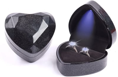 Ringdoosje Hartje met LED Licht – Midnight Sparkle – Voor Huwelijk, Verloving of Valentijnsdag