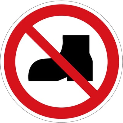 Schoenen verboden verbodsbord - P060 | gecoat dibond materiaal | 10 cm