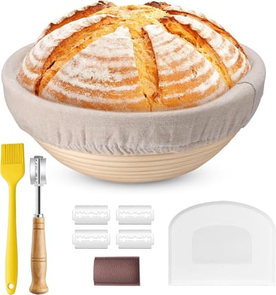 Ronde Broodmand van 23 cm met Voedsel, Broodmes, Deegschraper en Bakborstel voor Thuis en Professionals, Ideaal voor Vers Brood en Gezond Bakken