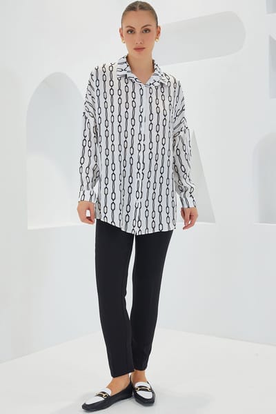 Oversized Satijnen Knopenblouse