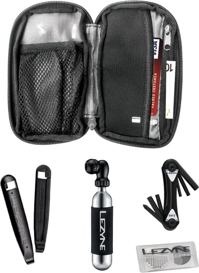 Lezyne Pocket Organizer Loaded Road - Compacte fietstas met Lezyne Power Lever, Classic Tubeless Kit, Multi Tool Rap II 6, Twin Speed Drive & 1 x Co2 Patroon 20 gr - Nylon - 15x7.6x2 cm - Zwart